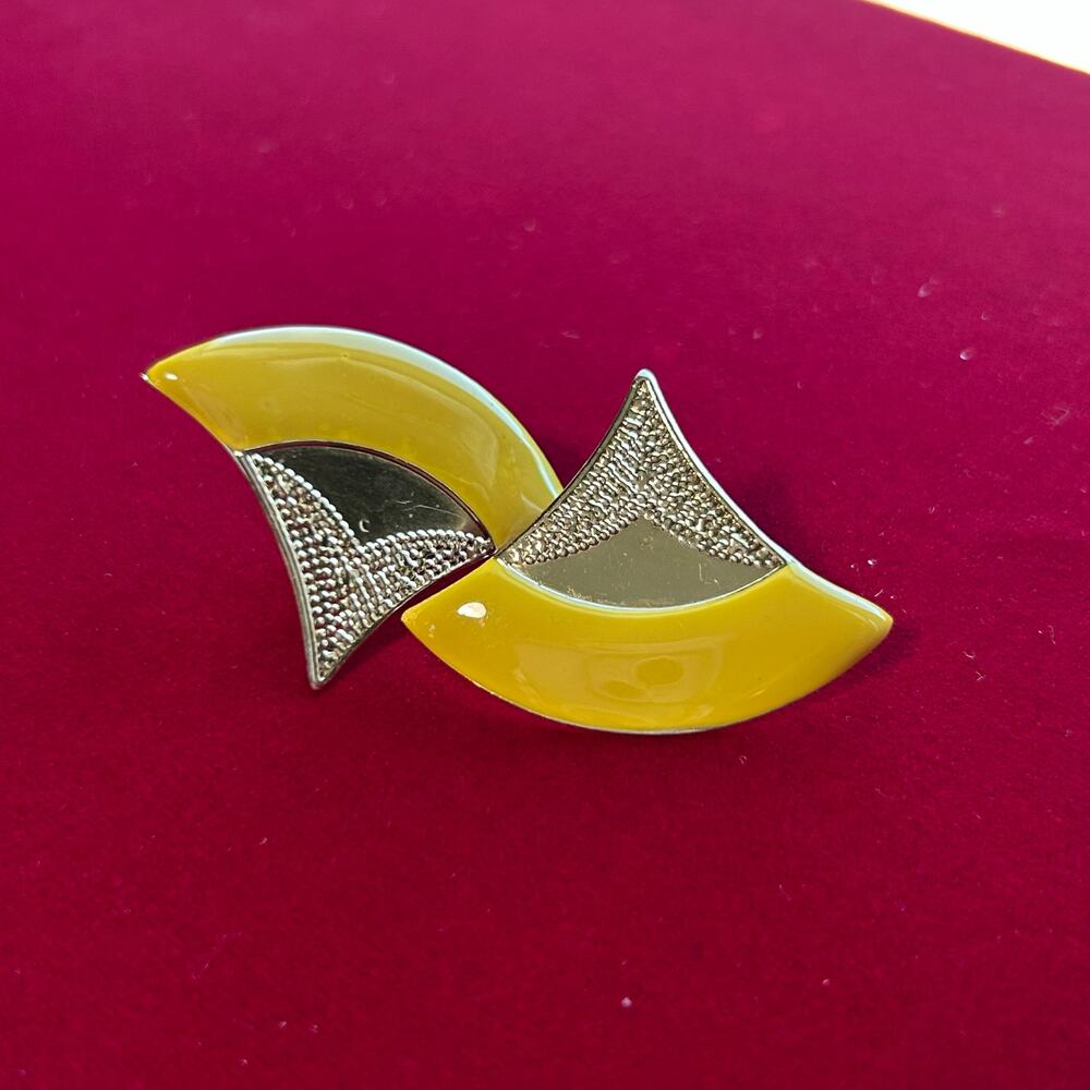 Vintage Modernist Gold and Yellow Enamel Fan Sculptural Statement Earrings